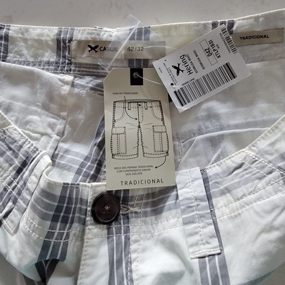 Shorts - Picture 8 of 8